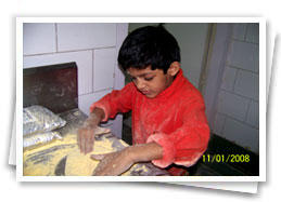 Projit Making Pizza's